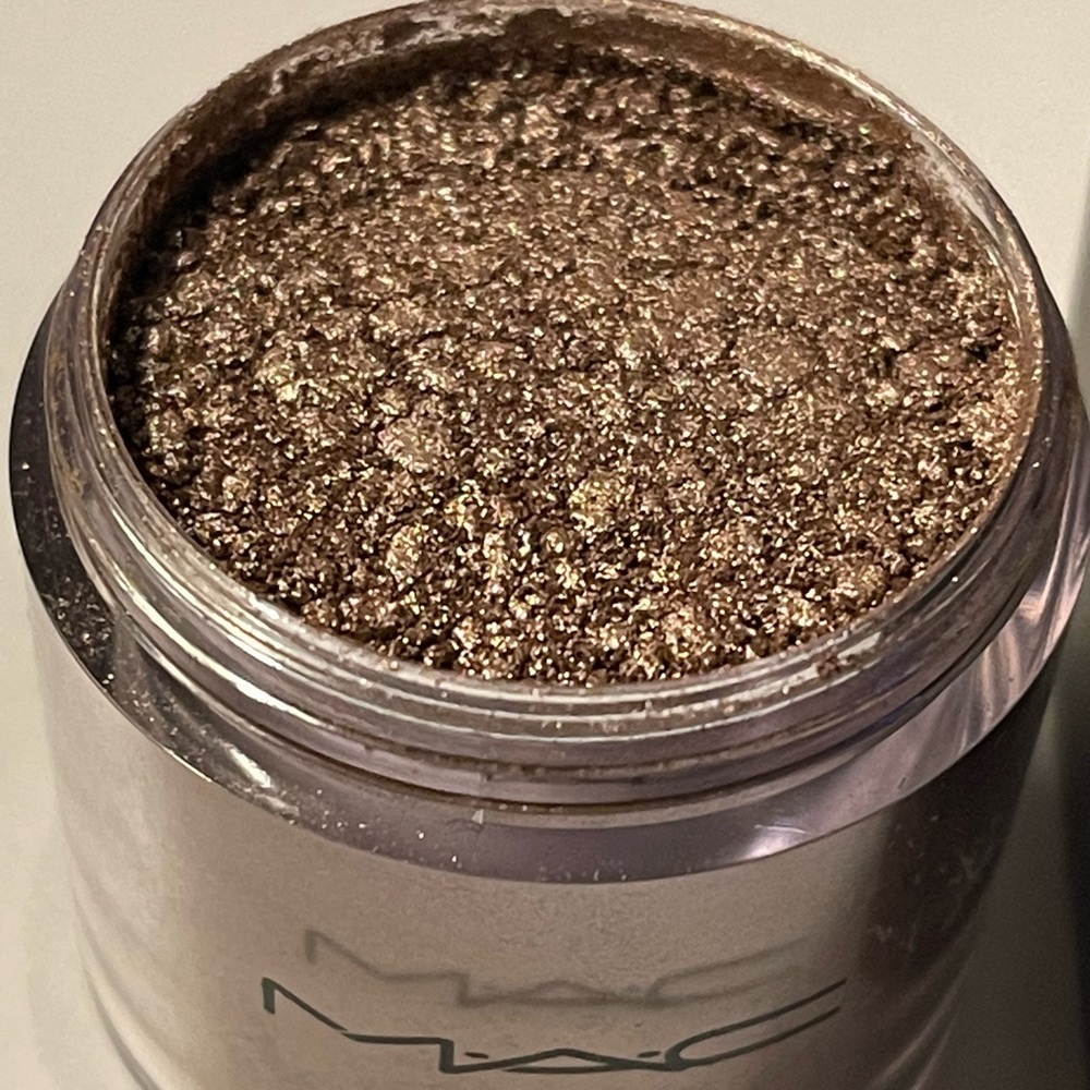 MAC Cosmetics